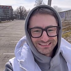 Слава, 48, Реж