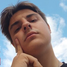 Вадим, 22, Углегорск (ДНР)