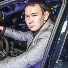 Кирилл, 32, Пролетарск