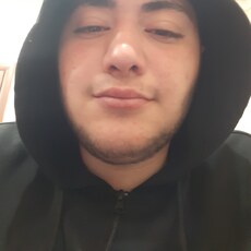 Макс, 22, Омск