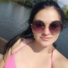 Анастасия, 23, Белый