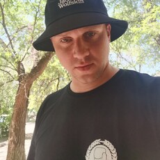 Дима, 37, Краснодон