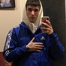 Назар, 19, Ахтубинск