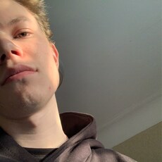 Лаврик, 23, Октябрьск