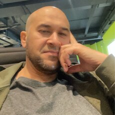 Никон, 45, Нея