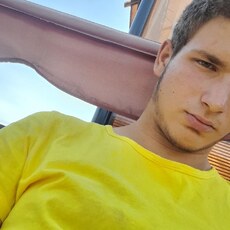 Елисей, 21, Янаул