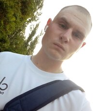 Саша, 20, Попасная