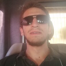 Антон, 21, Данилов