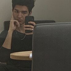 Глеб, 22, Магадан