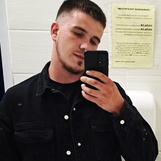 Макс, 23, Венёв