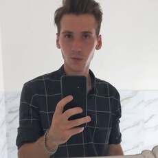 Георгий, 20, Королёв
