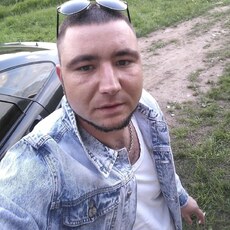 Максим, 29, Каменка