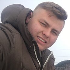 Никита, 27, Иловайск