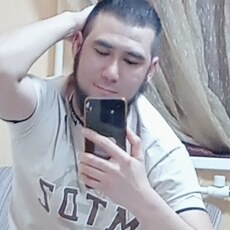 Юлиан, 33, Партизанск