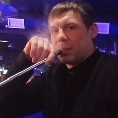 Владлен, 35, Называевск