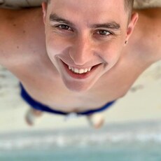 Александр, 32, Белогорск (Амурская область)