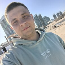 Саша, 27, Топки