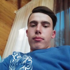 Никон, 20, Антрацит