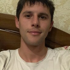 Юлиан, 28, Волчанск
