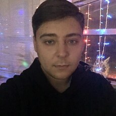 Афанасий, 25, Миусинск