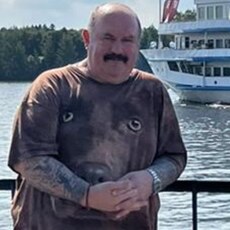 Олег, 62, Кириши