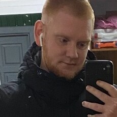 Радомир, 24, Зимогорье