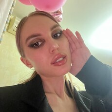 Юлиана, 21, Артёмовск (Красноярский край)