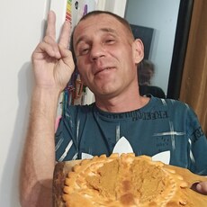 Родион, 45, Амурск
