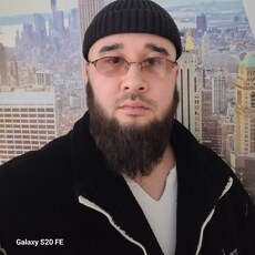 Ринат, 28, Гурьевск (Калининградская область)