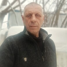 Слава, 58, Короча