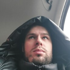 Михаил, 27, Горнозаводск