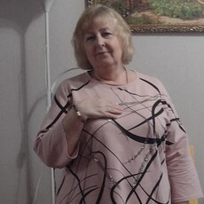 Роза, 65, Грязи