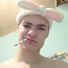 Вадик, 20, Кировград