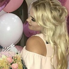 Елена, 27, Череповец