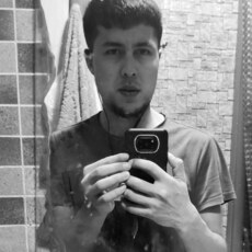 Лёша, 25, Амвросиевка