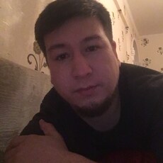 Андрей, 31, Нюрба