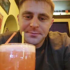 Тёма, 30, Саров