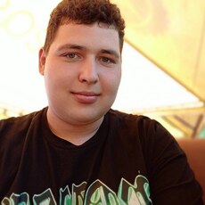 Кузя, 25, Осташков