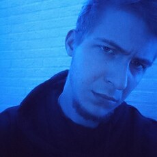 Константин, 24, Углегорск (ДНР)