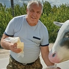 Артём, 63, Казань