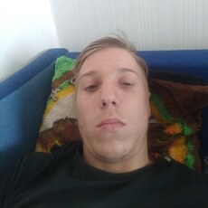 Виссарион, 20, Ельня