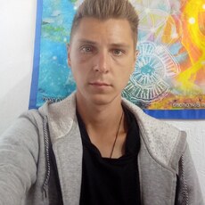 Виссарион, 27, Обь