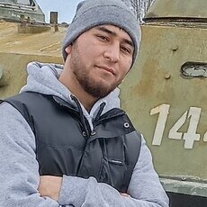 Фёдор, 25, Суворов