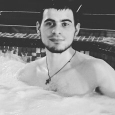 Юра, 26, Медногорск