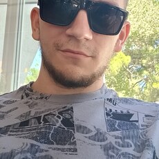 Оскар, 25, Дедовск