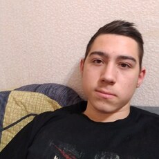 Артурик, 19, Отрадное
