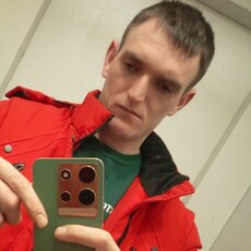 Лаврентий, 24, Артёмовский