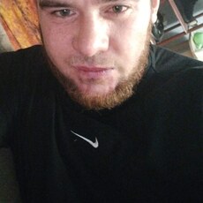 Радомир, 29, Ленинск