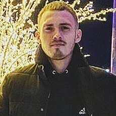 Максим, 23, Ржев
