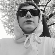 Александр, 20, Красноуральск